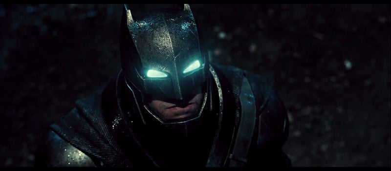 Batman vs Superman The dawn of justice trailer, new batsuit
