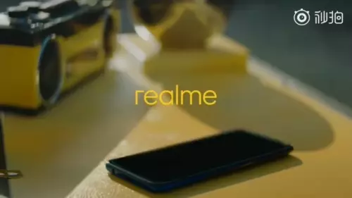 realme popup camera flagship leaked