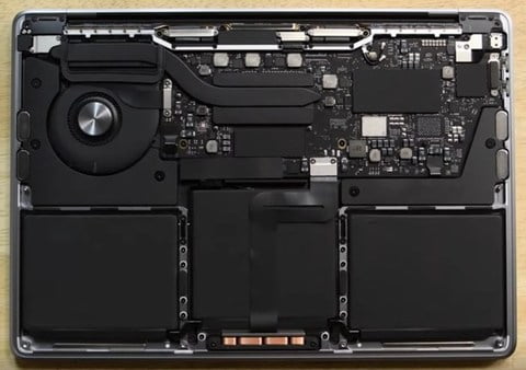 apple macbook pro 13 inch interior