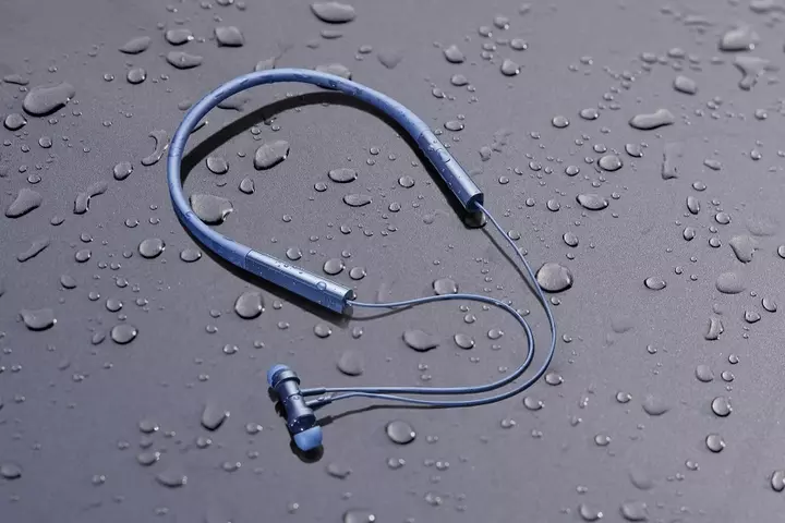 Mi Neckband Bluetooth Earphones Pro india
