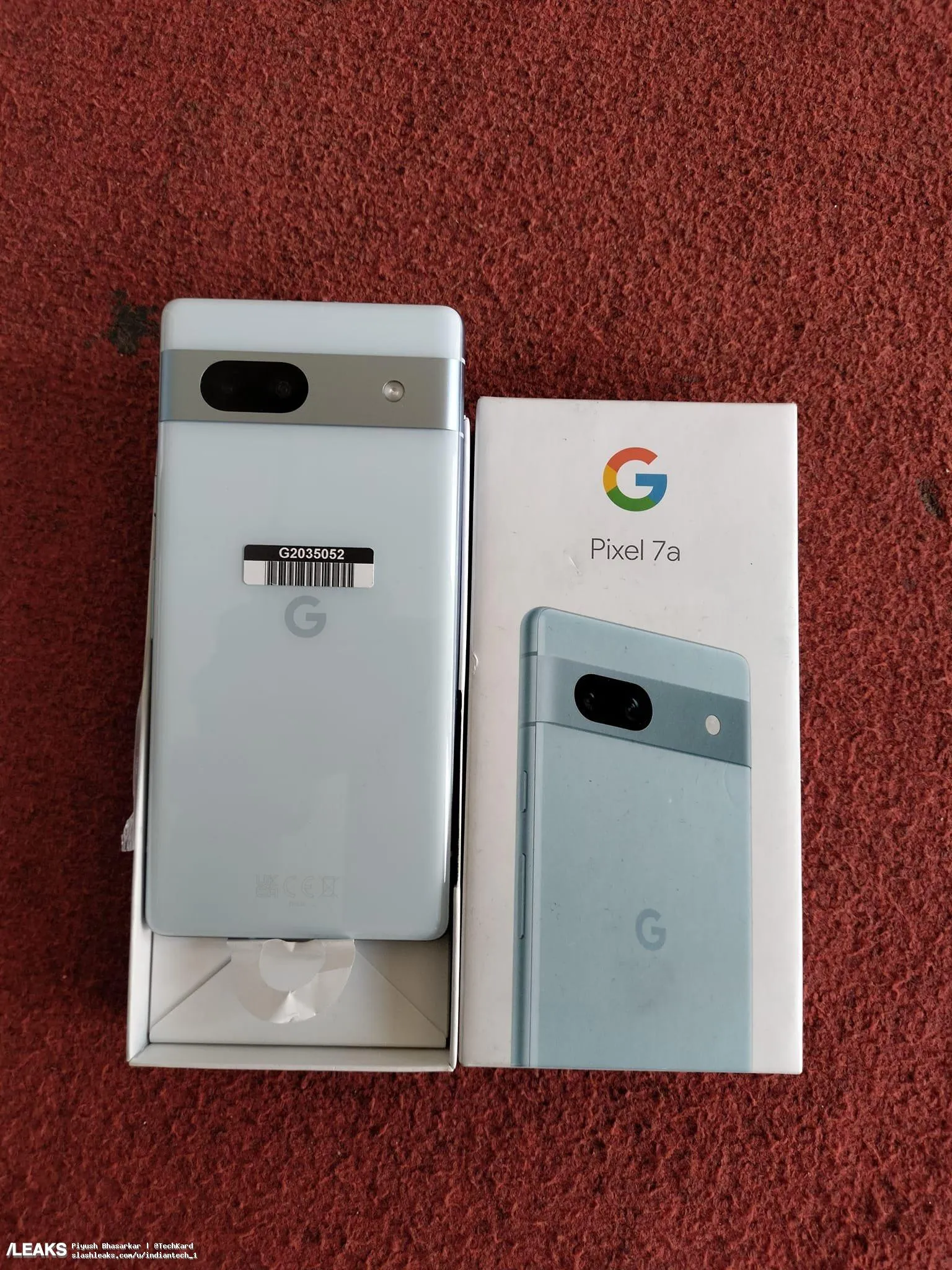 Google Pixel 7a blue unbox image 1